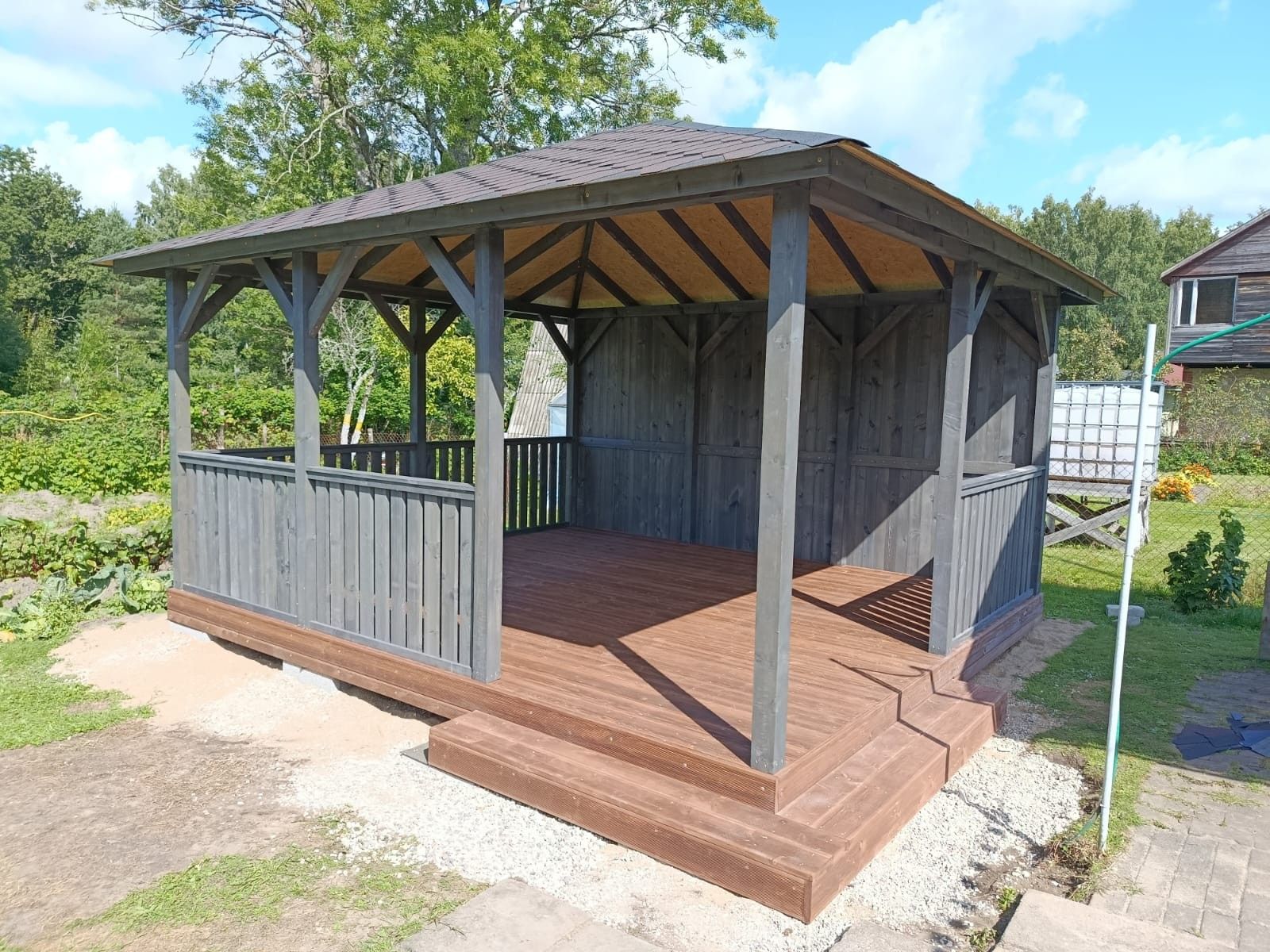 Lapene no koka, 18 m² — attēls 2