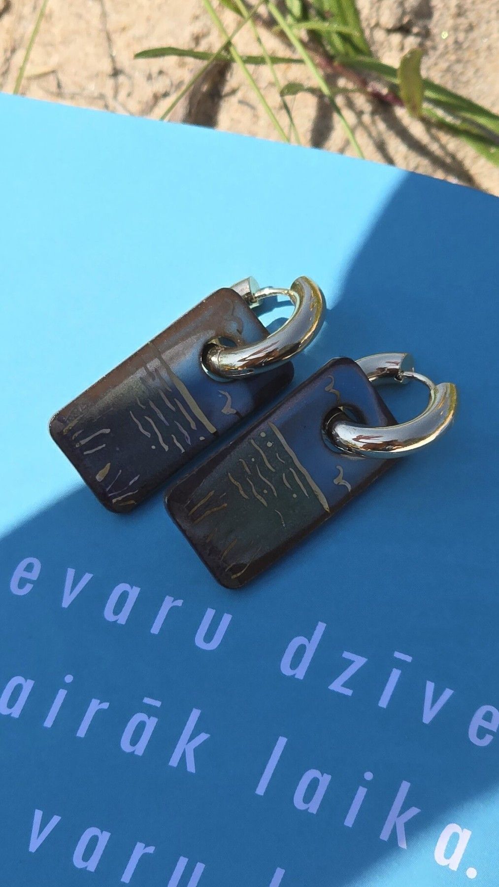 Auskari KAISME, melnā, zilā, zelta krāsā — attēls 3
