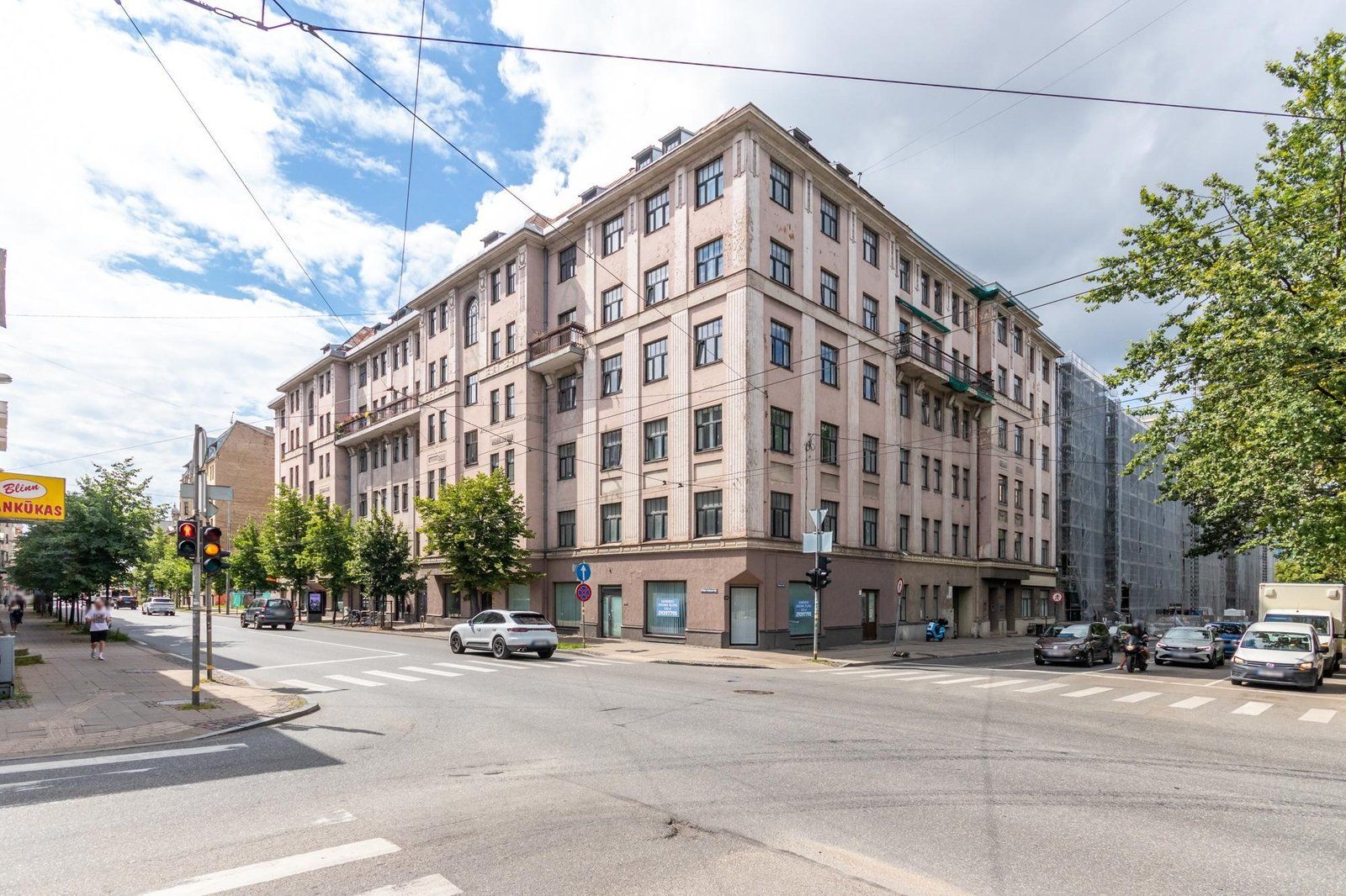 Tirdzniecības telpas 88 m², Krišjāņa Valdemāra iela 57/59