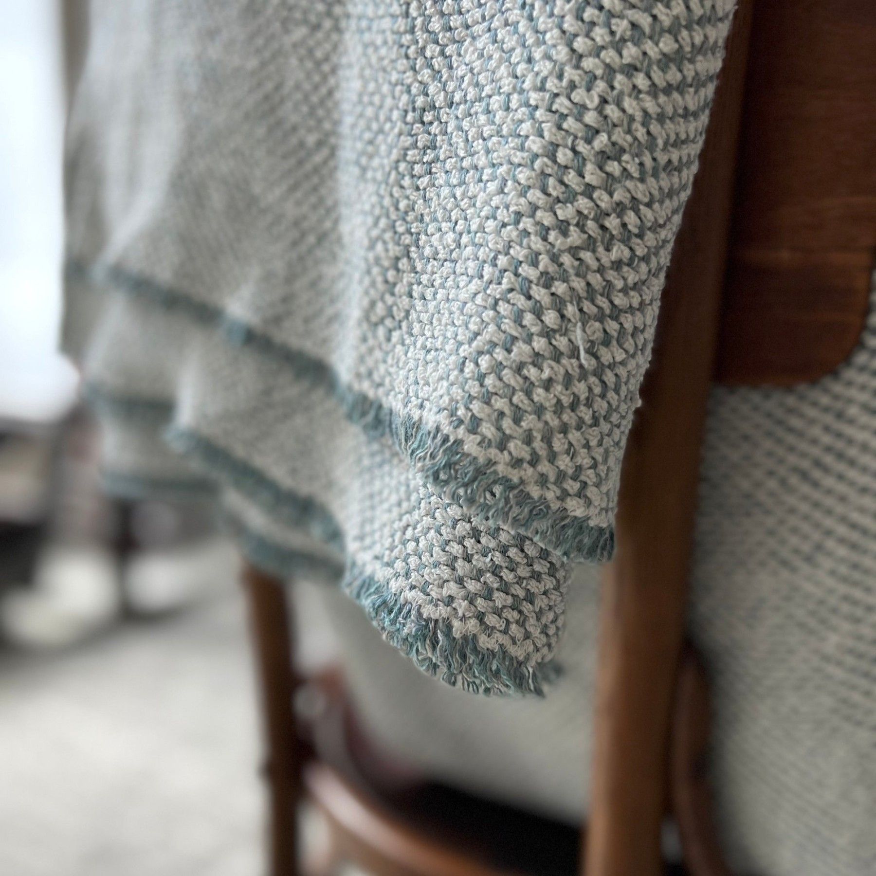 Pleds Studio Natural, lins, zilā, pelēkā krāsā — attēls 3