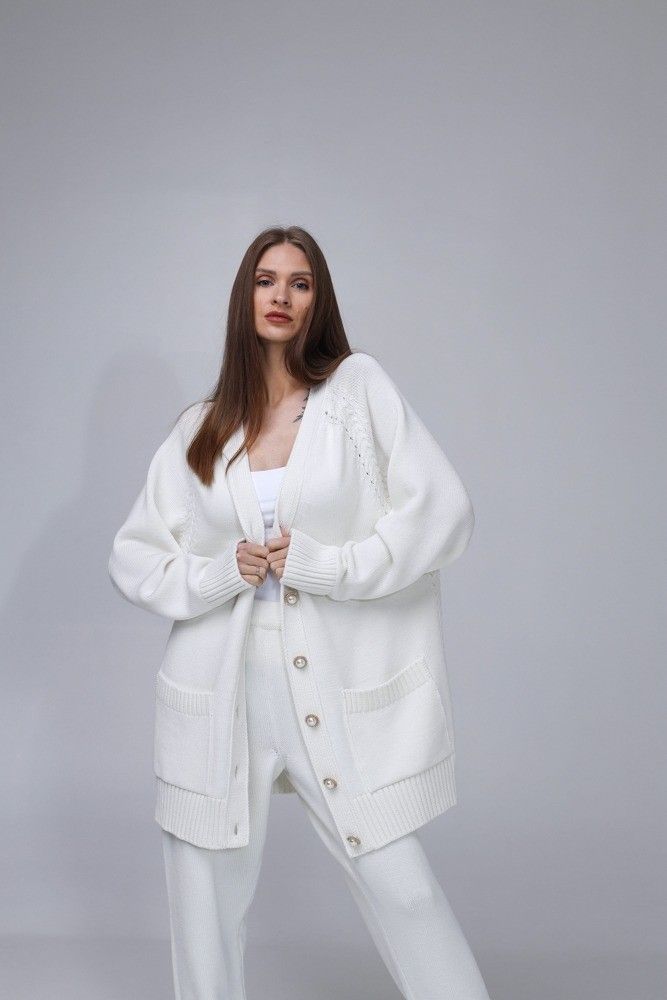 Sieviešu jaka Nair, one size, merino vilna, baltā krāsā