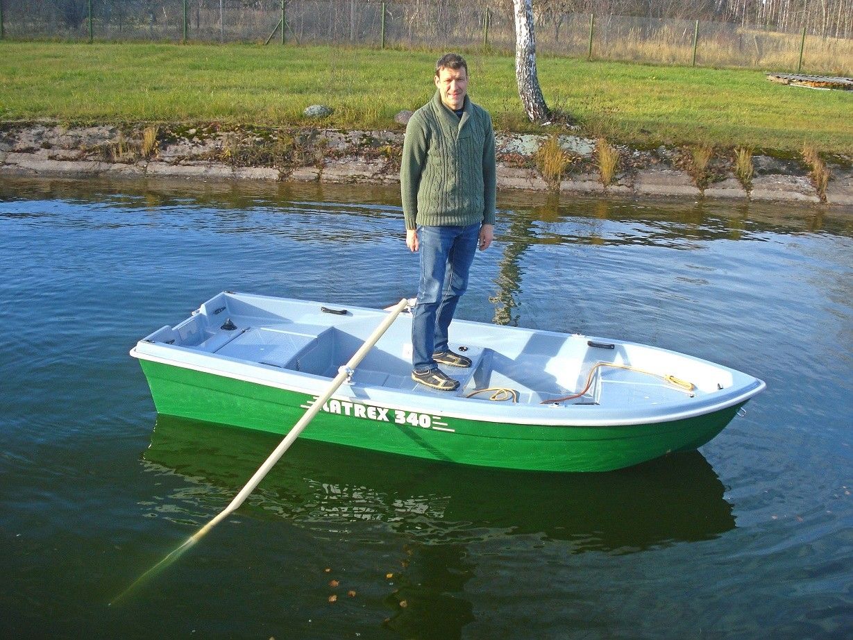 Motorlaiva LATREX 340, 3,45 m, stikla šķiedra