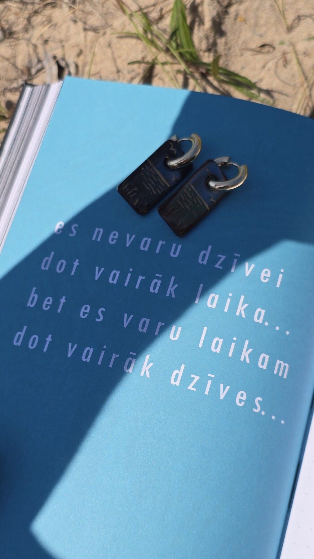 Auskari KAISME, melnā, zilā, zelta krāsā — attēls 4