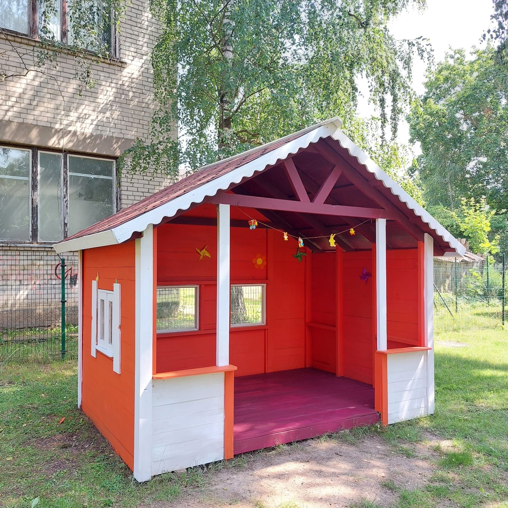 Rotaļu mājiņa Ēvele Mēbele, augstums 2,5 m, koks — attēls 5