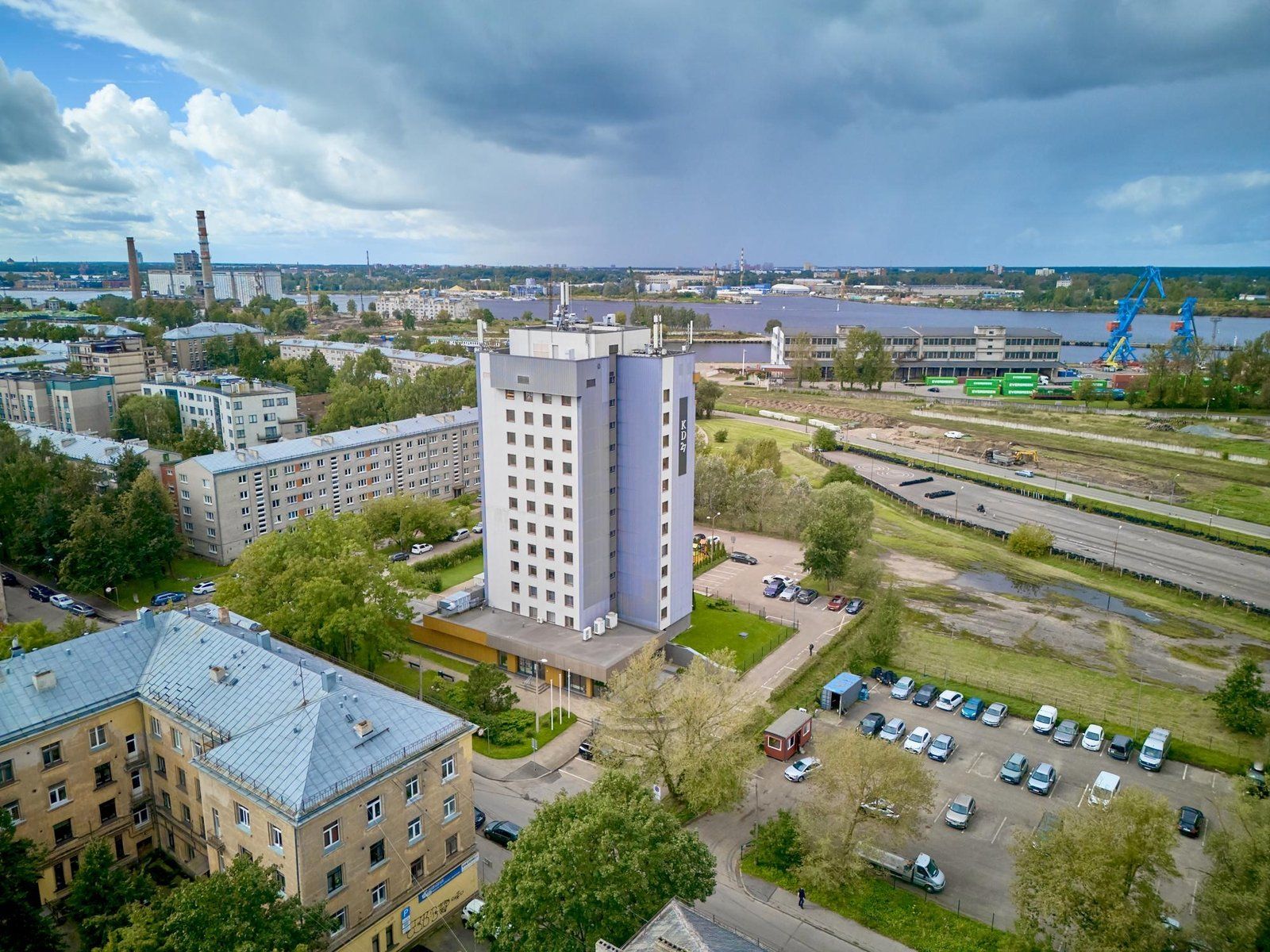 3 istabu dzīvoklis, Katrīnas dambis 27, Pētersala-Andrejsala