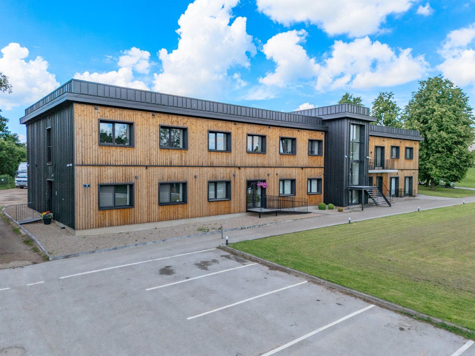 Namīpašums 1173 m², Dzirnavu iela 1, Saldus — attēls 4