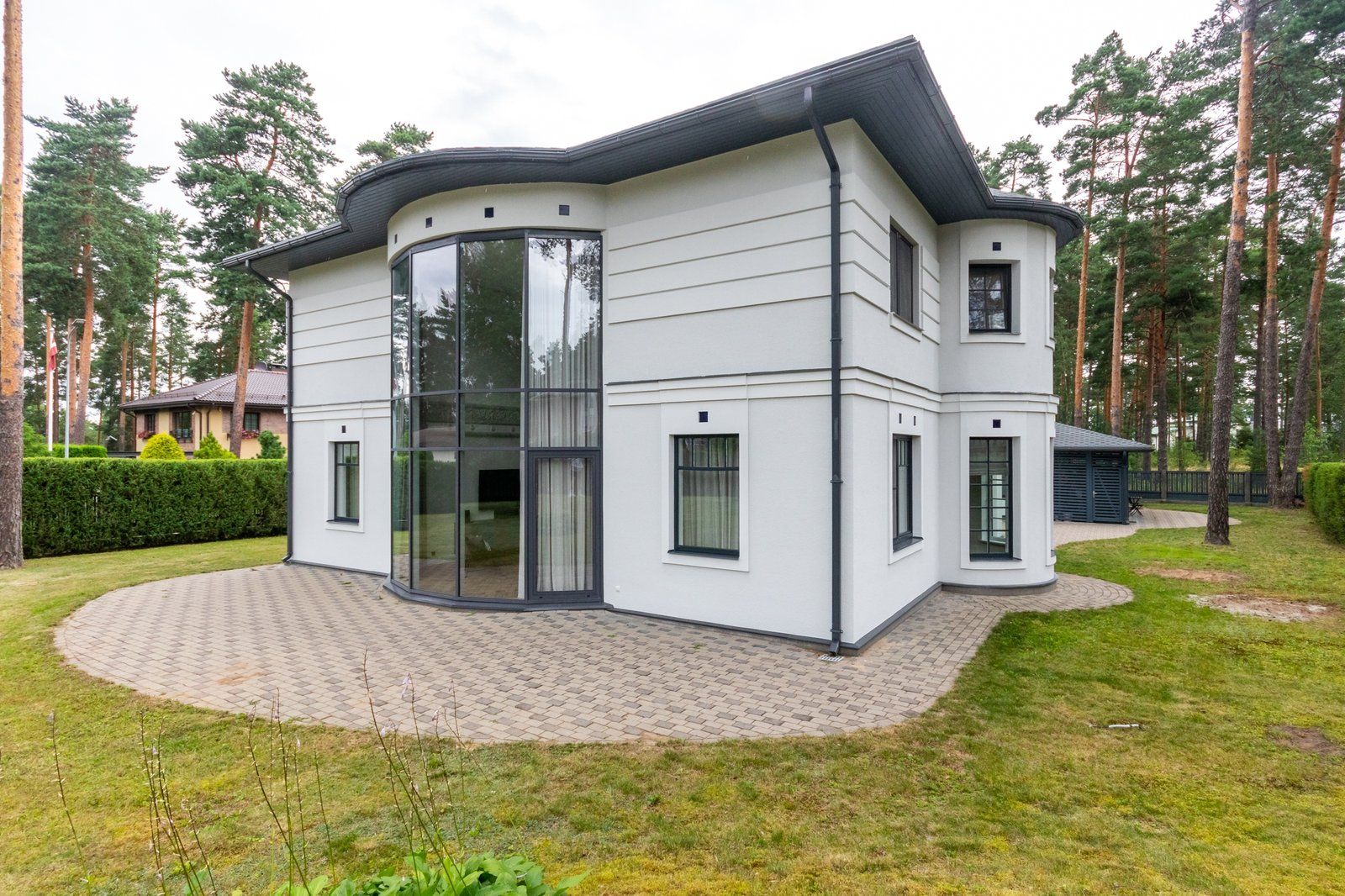 Privātmāja 317 m², Annas iela 12, Garkalnes pagasts