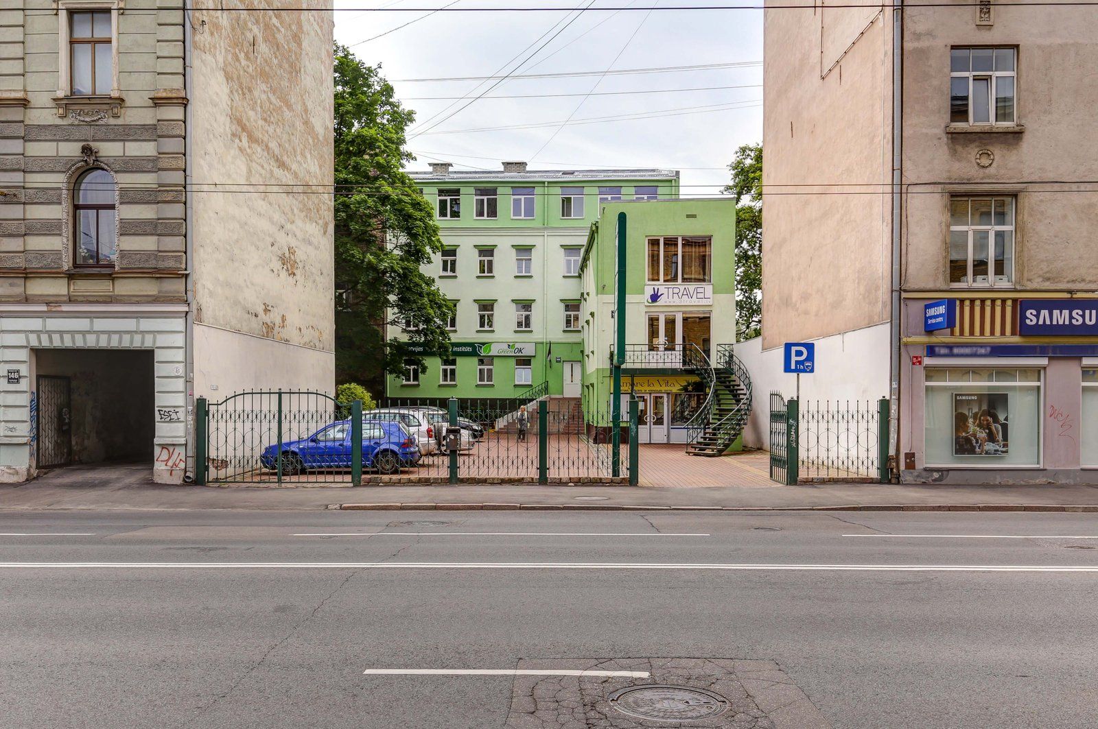 Namīpašums 1026 m², Brīvības iela 144, Centrs