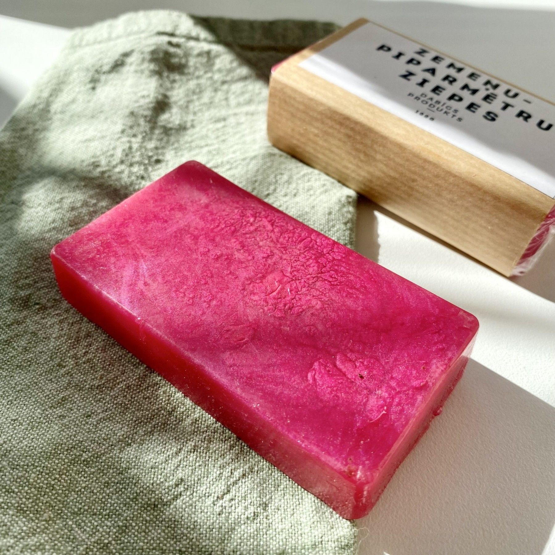 Cietās ziepes BB Factory, piparmētru aromāts, 100 g — attēls 2