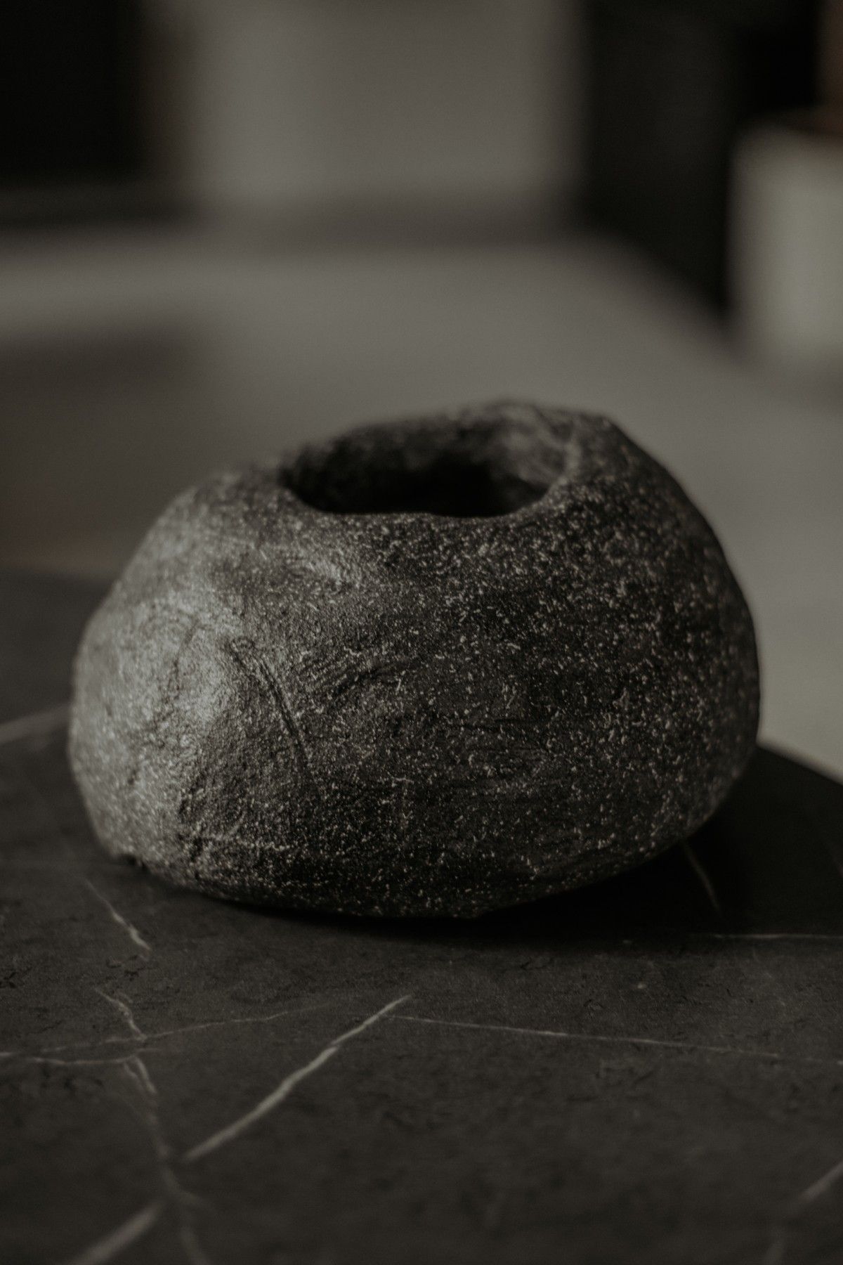 Vāze Artterrace, augstums 14 cm, pelēkā krāsā — attēls 4