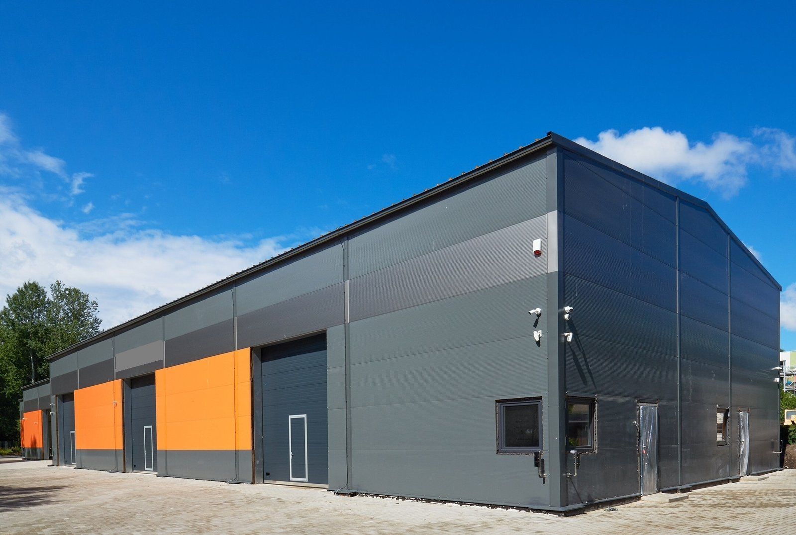 Ražošanas ēka 640 m², Imantas 8. līnija 11A