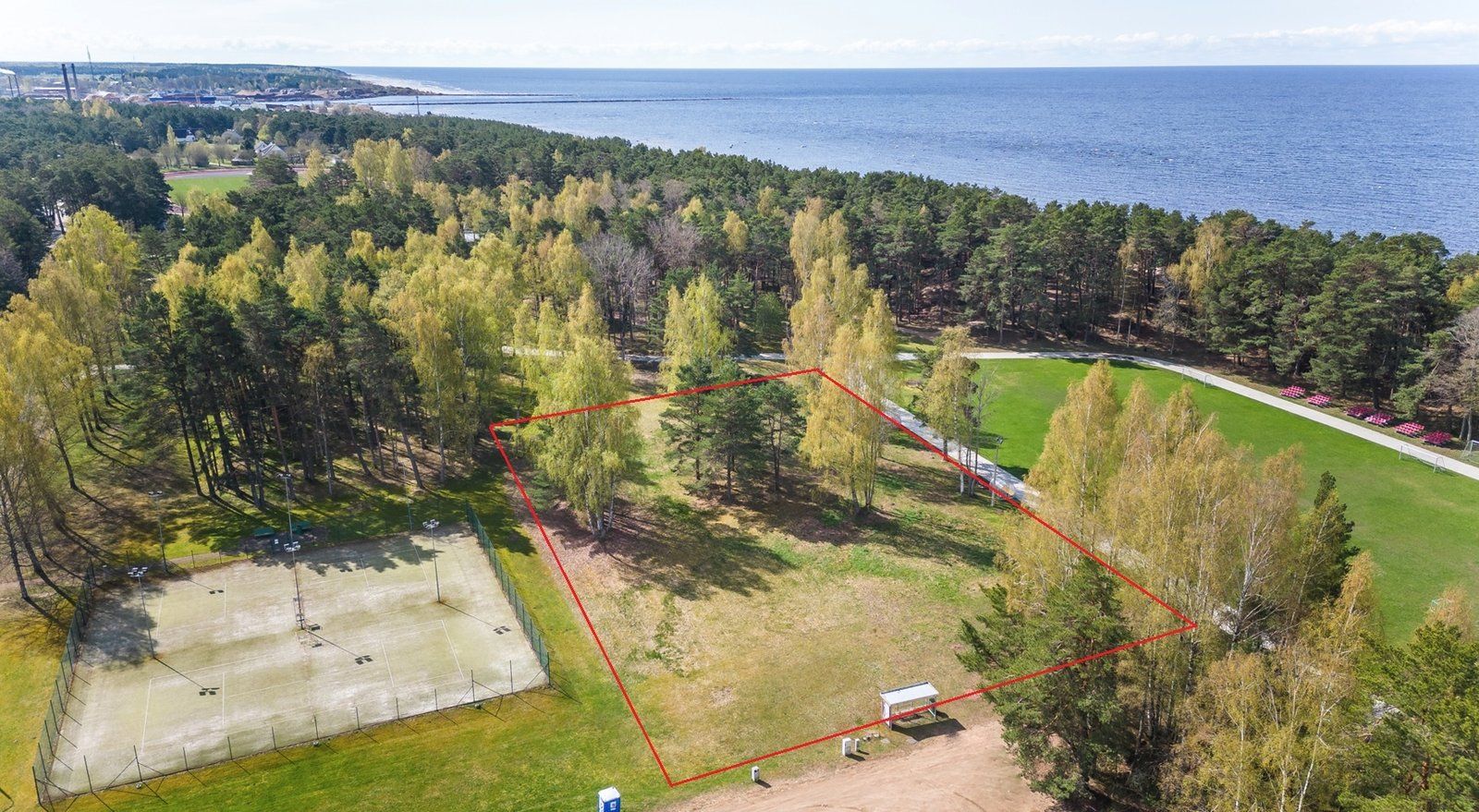 Zemes gabals 5650 m², Čiekuru iela, Salacgrīva