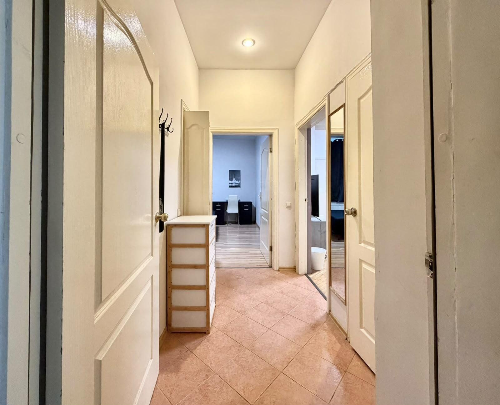 2 istabu dzīvoklis, Blaumaņa iela 25, Centrs