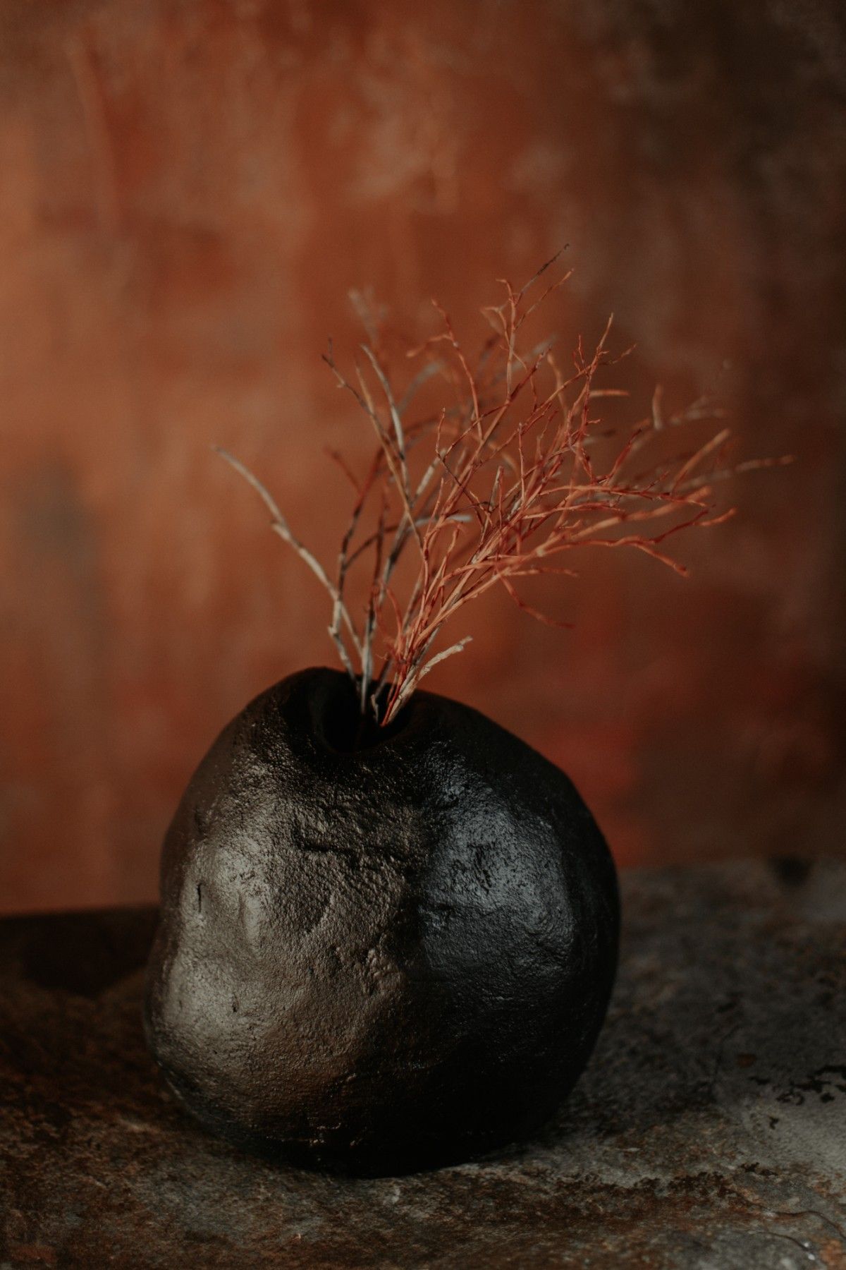 Vāze Artterrace, augstums 22 cm, melnā krāsā