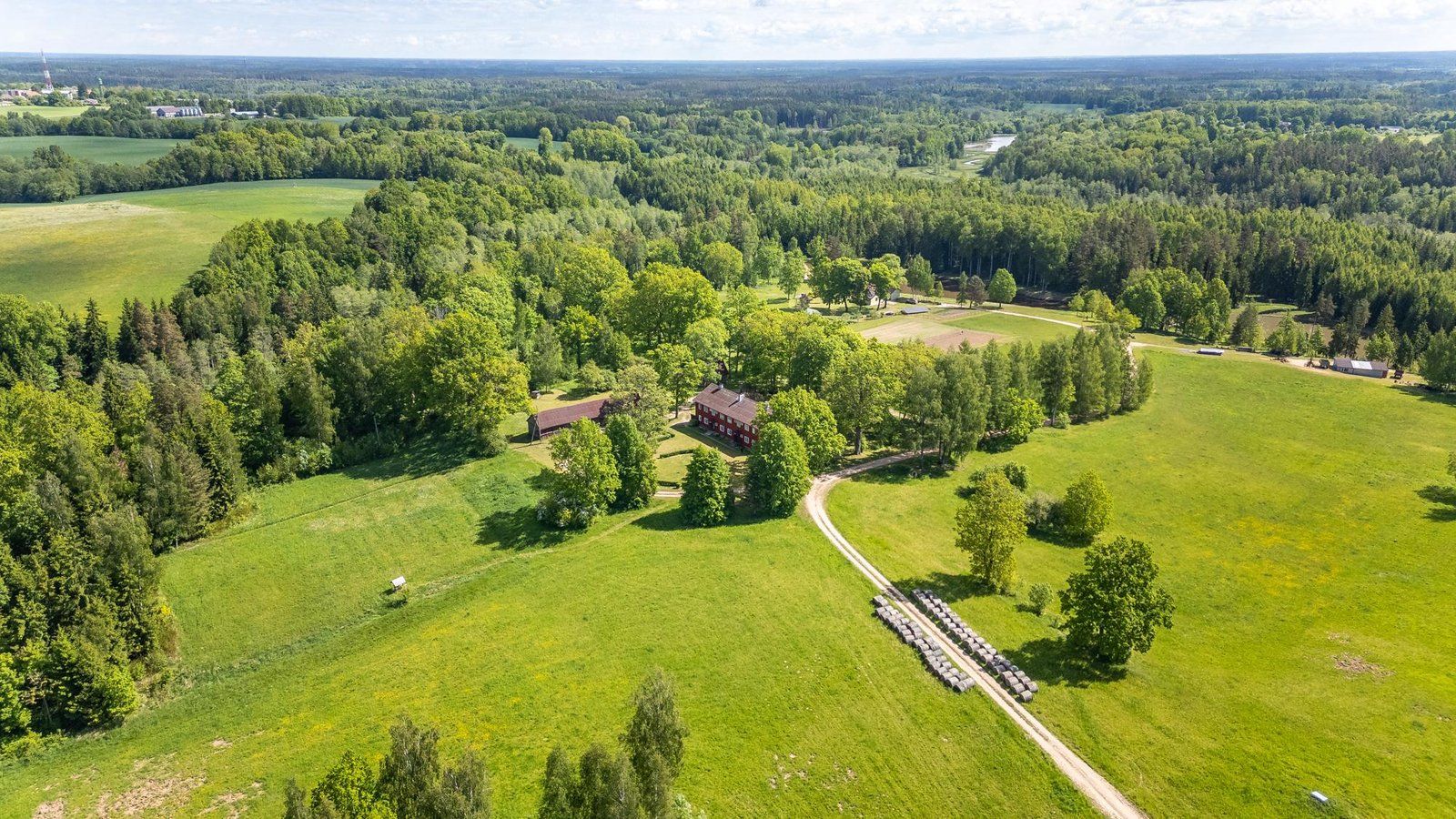 Lauku māja 428 m², Valdeķi, Rudbāržu pagasts — attēls 4