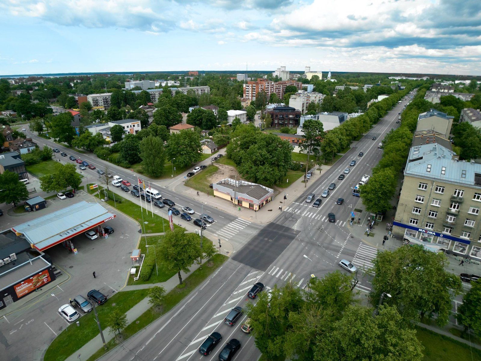 Zemes gabals 2454 m², Brīvības gatve 267, Rīga