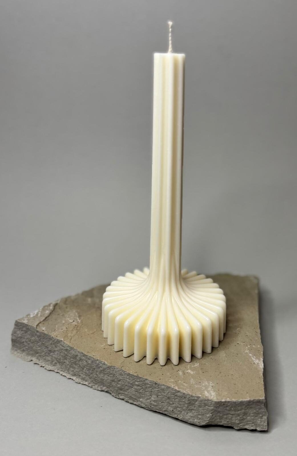 Svece KV Candles, konusa (galda), sojas vasks, bēšā krāsā — attēls 2