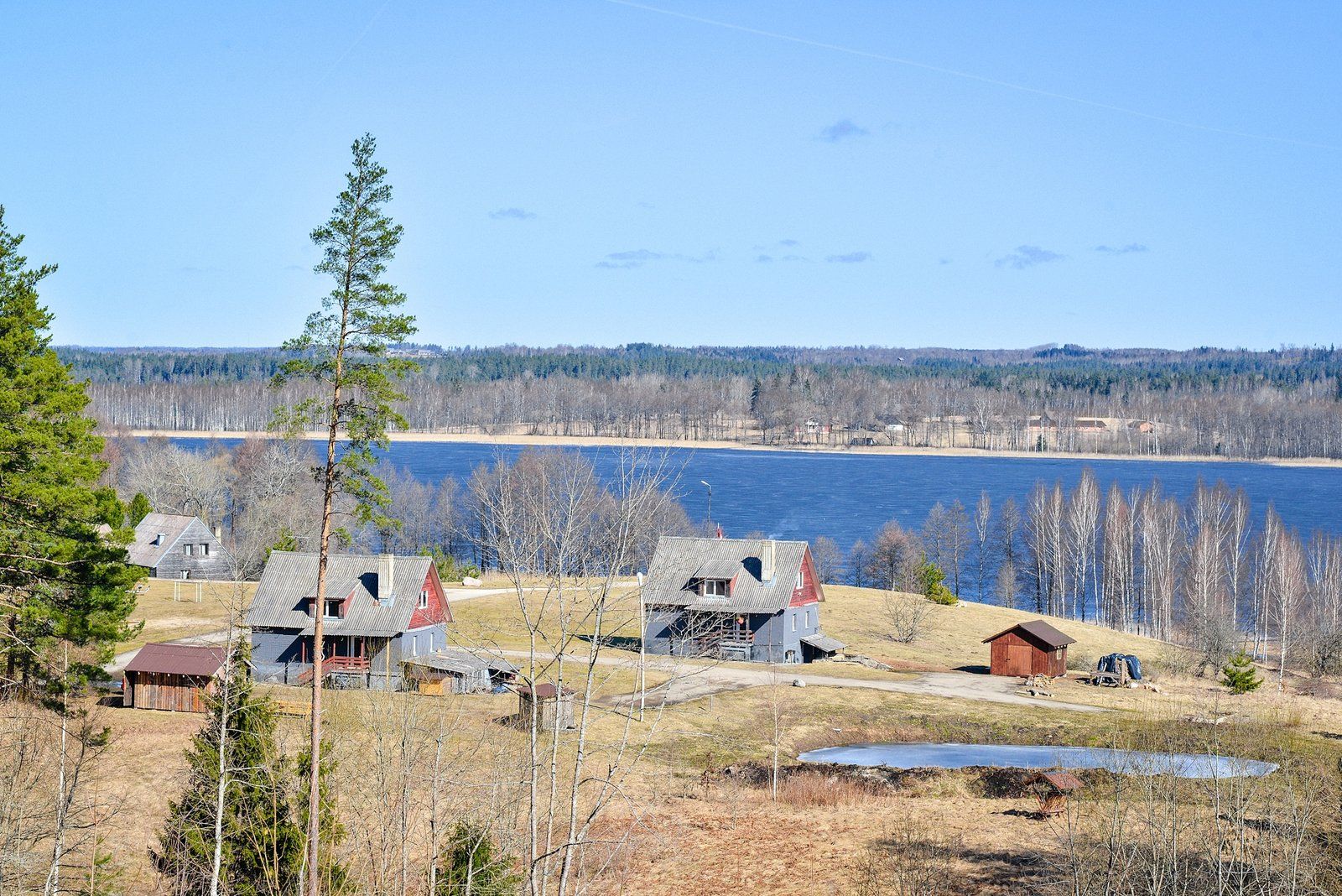 Viesnīca 1080 m², Zvejkurmēni, Aiviekstes pagasts