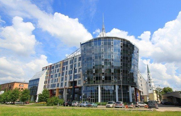3 istabu dzīvoklis, Republikas laukums 3, Centrs