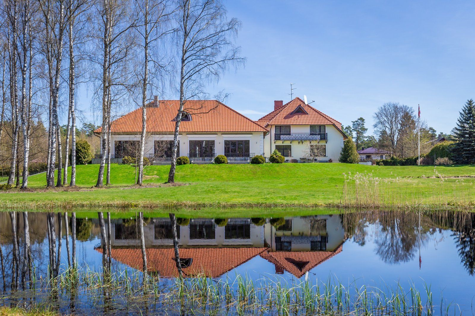 Privātmāja 1516 m², Berģi — attēls 2