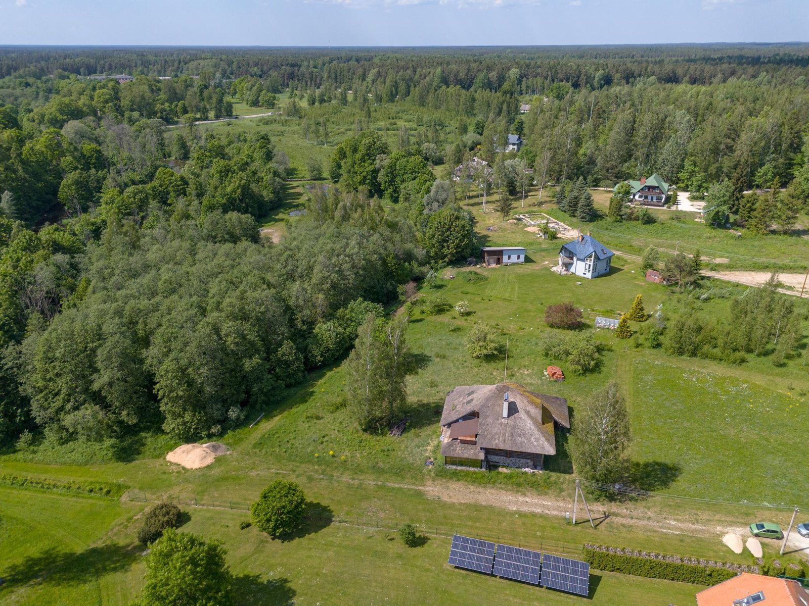 Privātmāja 401 m², Pārupes 118, Ropaži
