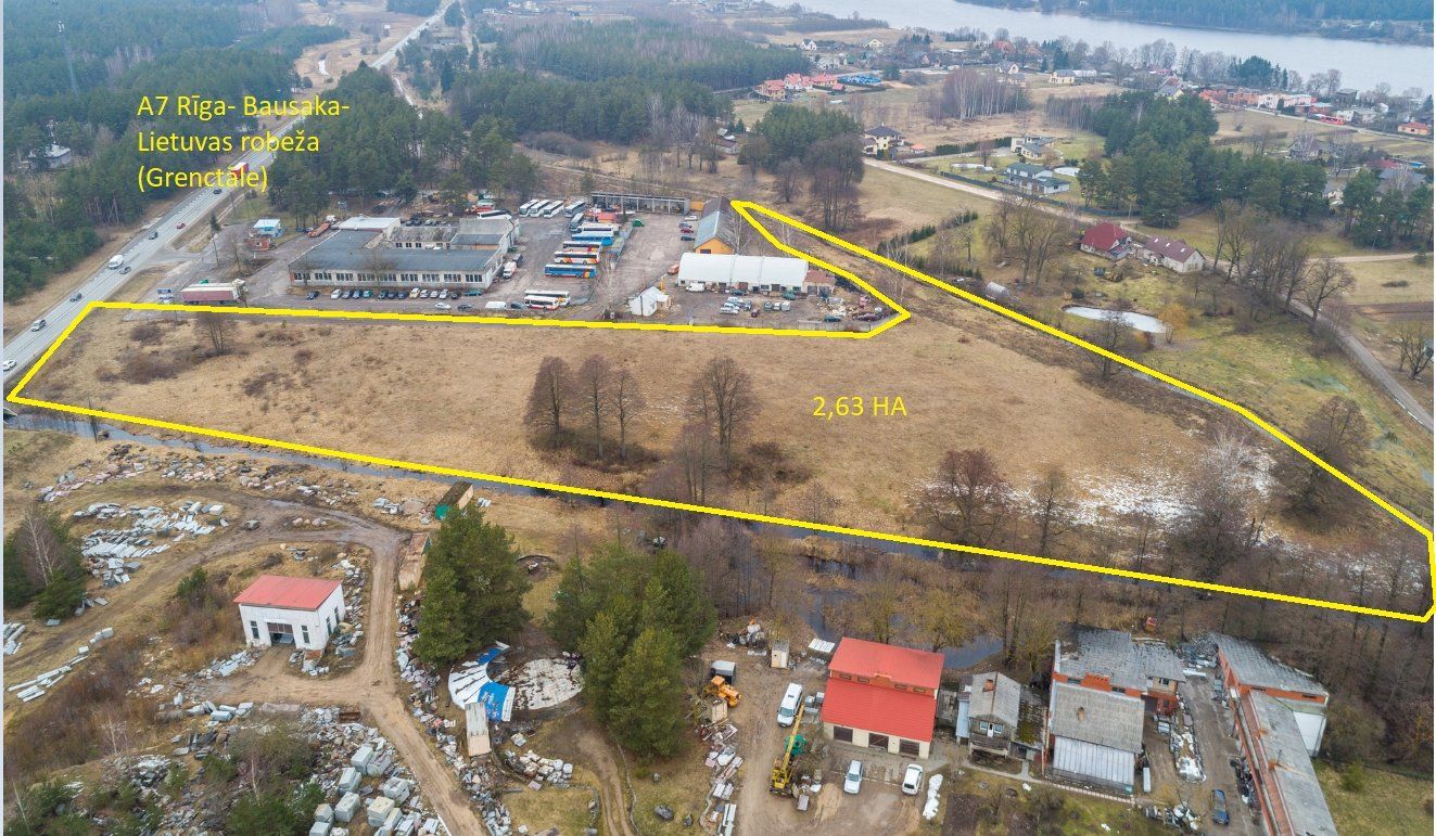 Zemes gabals 2,63 ha, Autodarbnīcas, Alejas