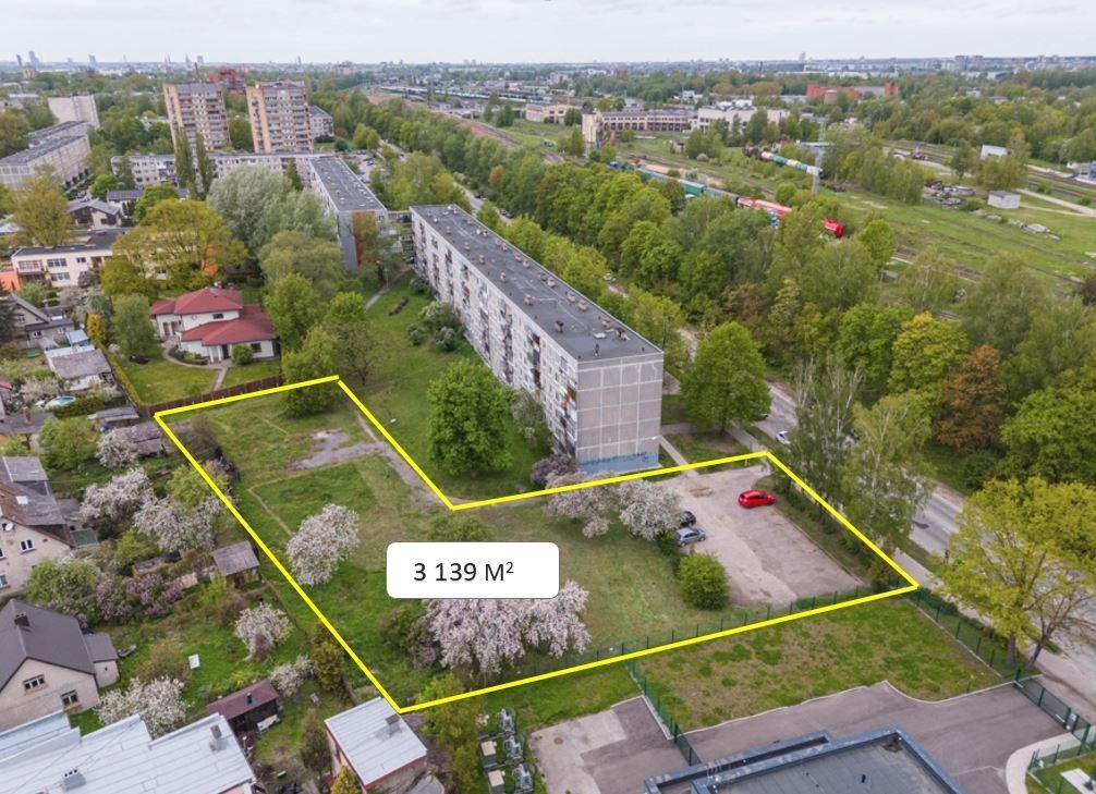 Zemes gabals 3139 m², Lokomotīves iela 66, Rīga