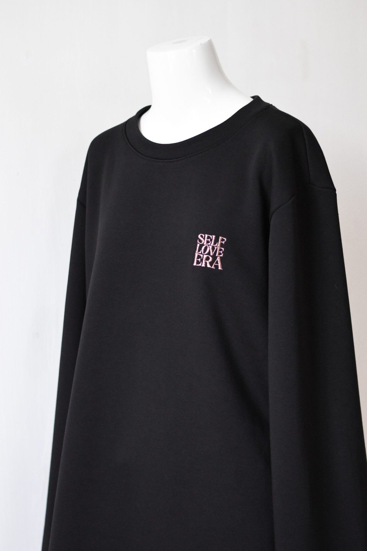 Sieviešu kostīms PIENALOTÉ, S, M, L, XL, melnā krāsā — attēls 3