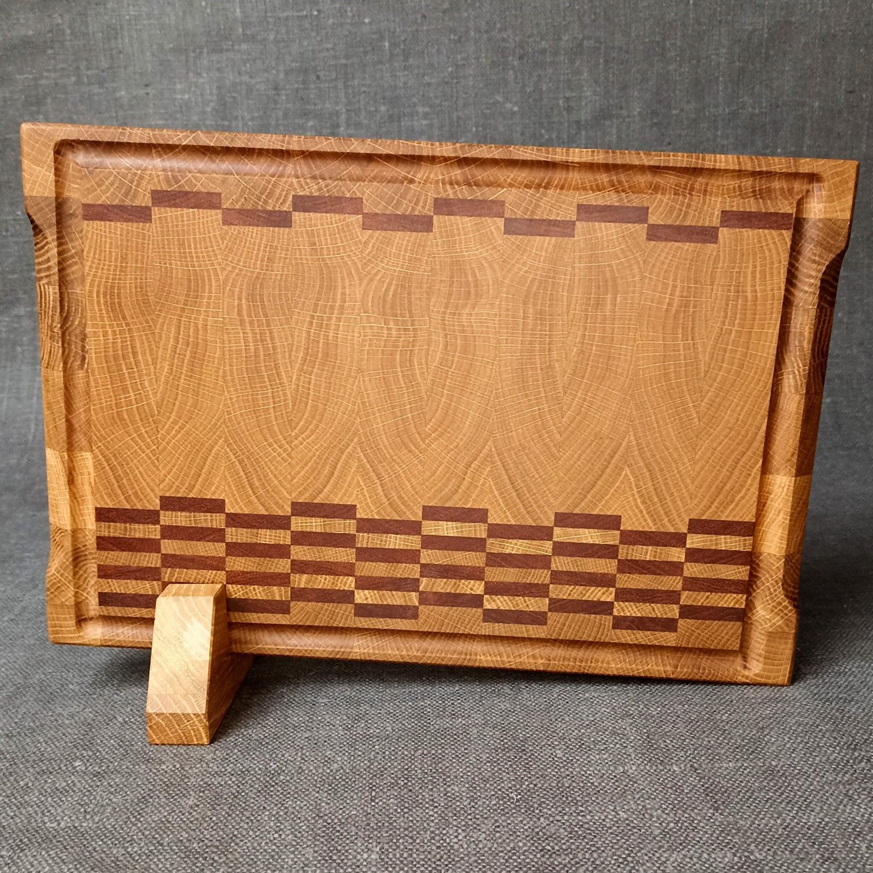 Griešanas dēlītis Raibi Koki, 34 cm, koks, brūnā krāsā — attēls 2