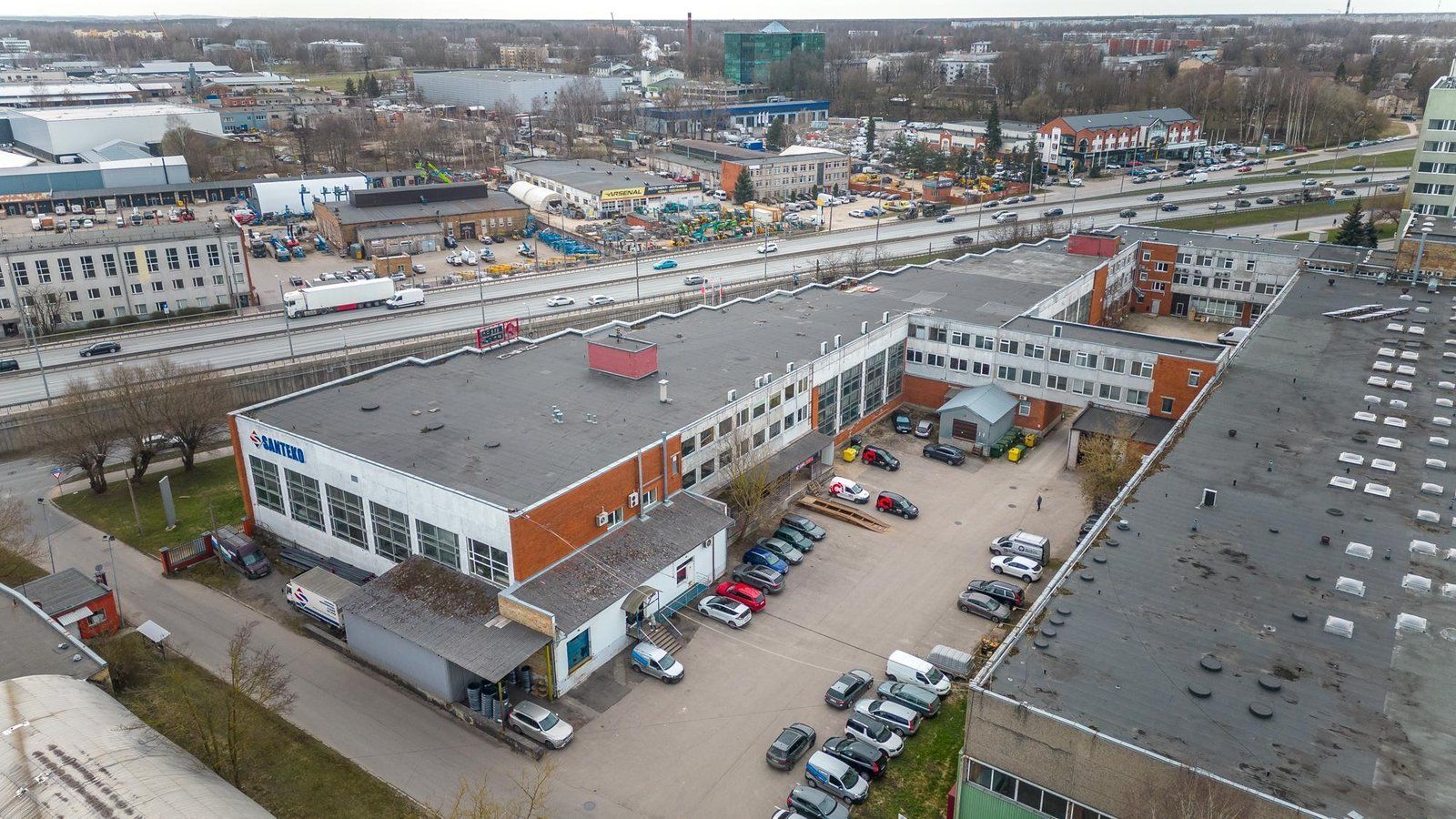 Tirdzniecības telpas 7206 m², Kārļa Ulmaņa gatve 2 k-1 — attēls 3