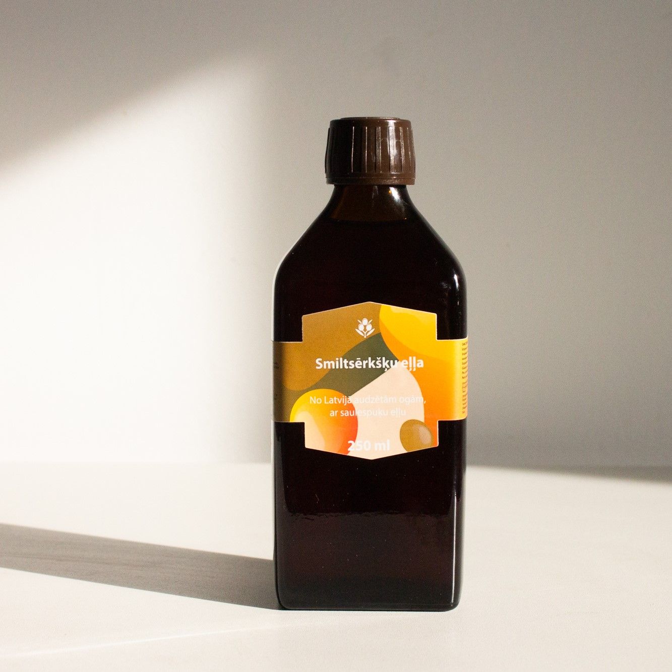 Smiltsērkšķu eļļa ar saulespuķu eļļu, auksti spiesta, nefiltrēta, 250 ml