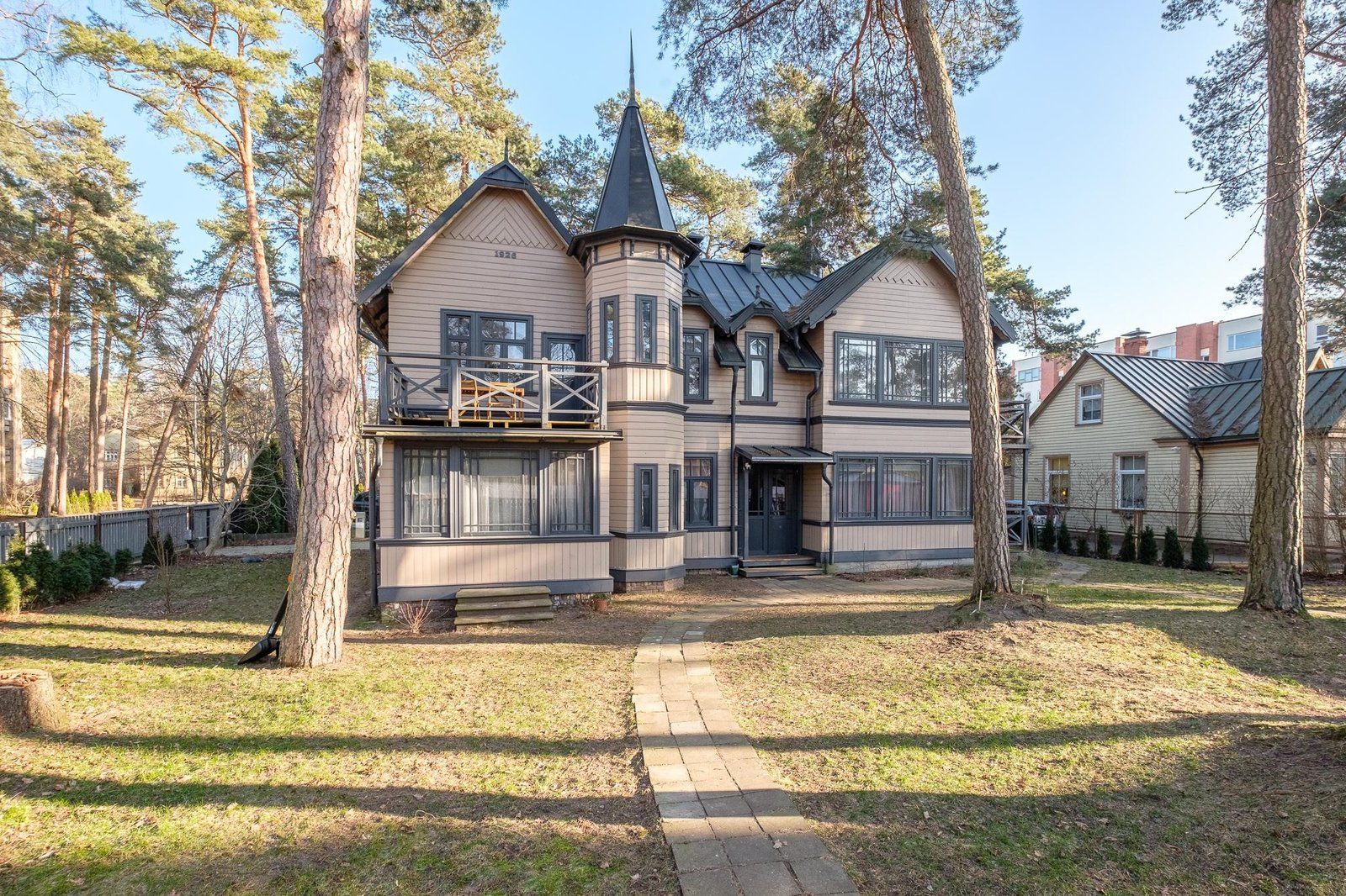 Namīpašums 338 m², Rēzeknes pulka iela 20 k-1, Jūrmala — attēls 2