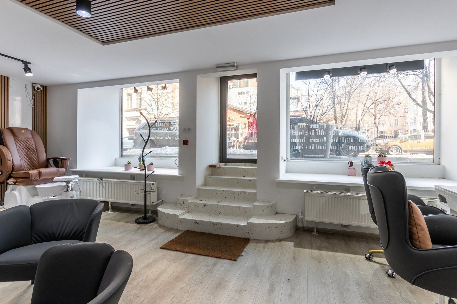 Tirdzniecības telpas 71 m², Ģertrūdes iela 14, Centrs — attēls 2