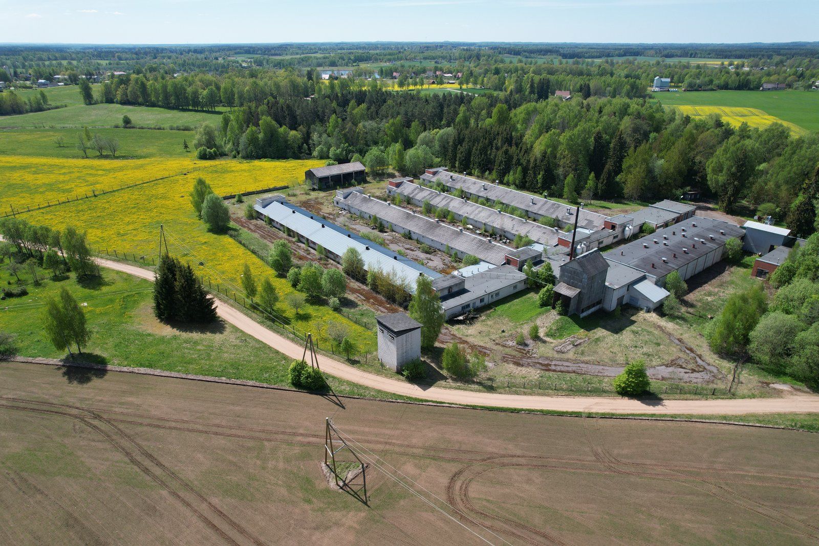 Ražošanas ēka 7486 m², Kocēnu pagasts