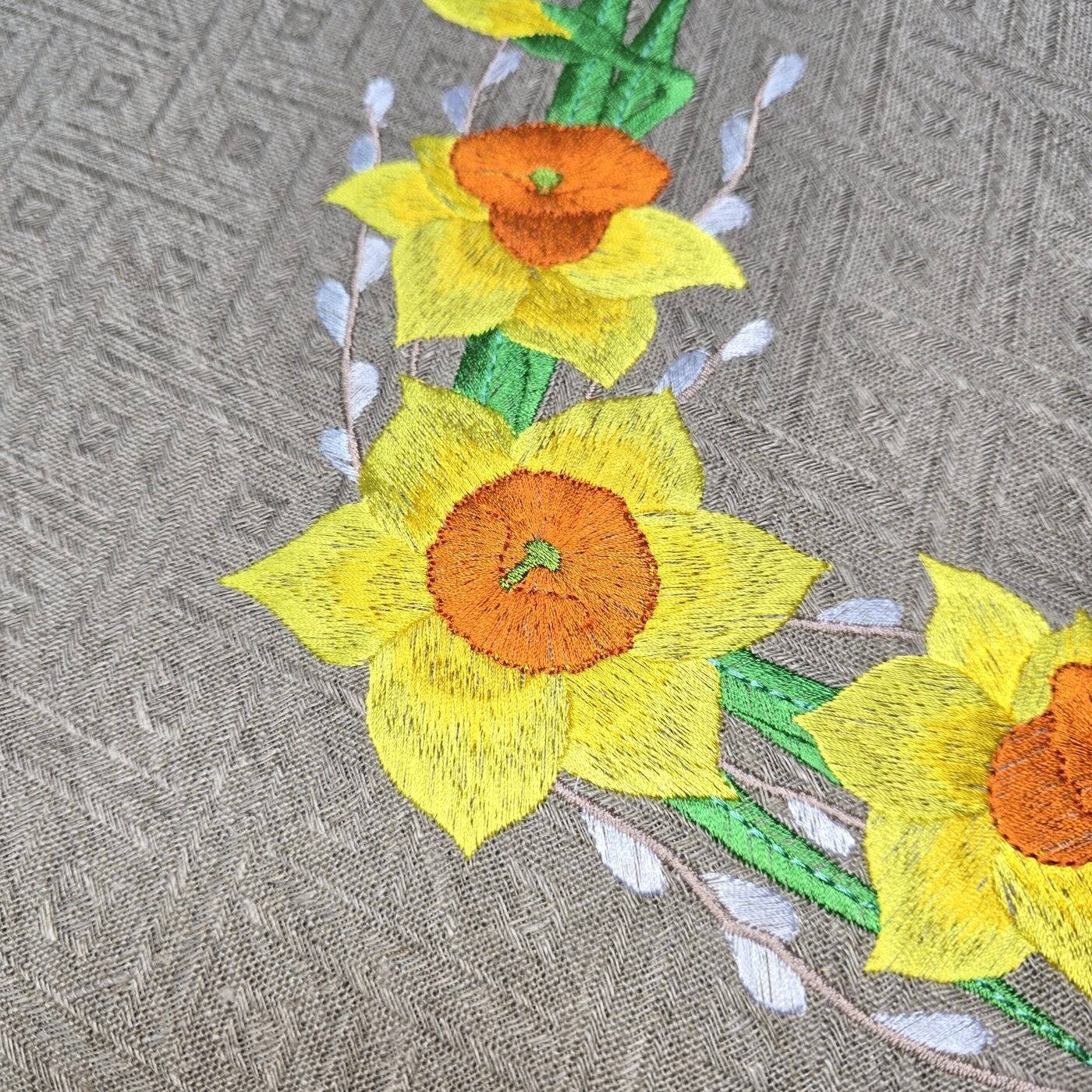 Galdauts Jolanya, garums 80 cm, lins, pelēkā, dzeltenā krāsā — attēls 3