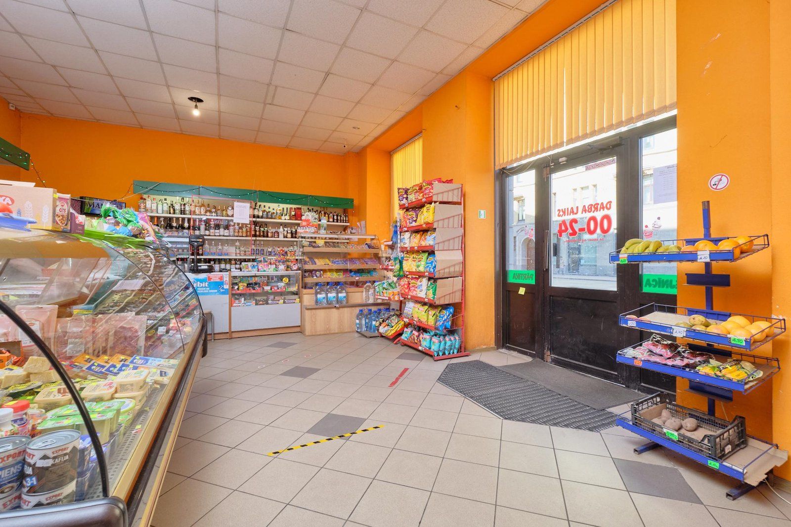Tirdzniecības telpas 94 m², Brīvības iela 138, Grīziņkalns