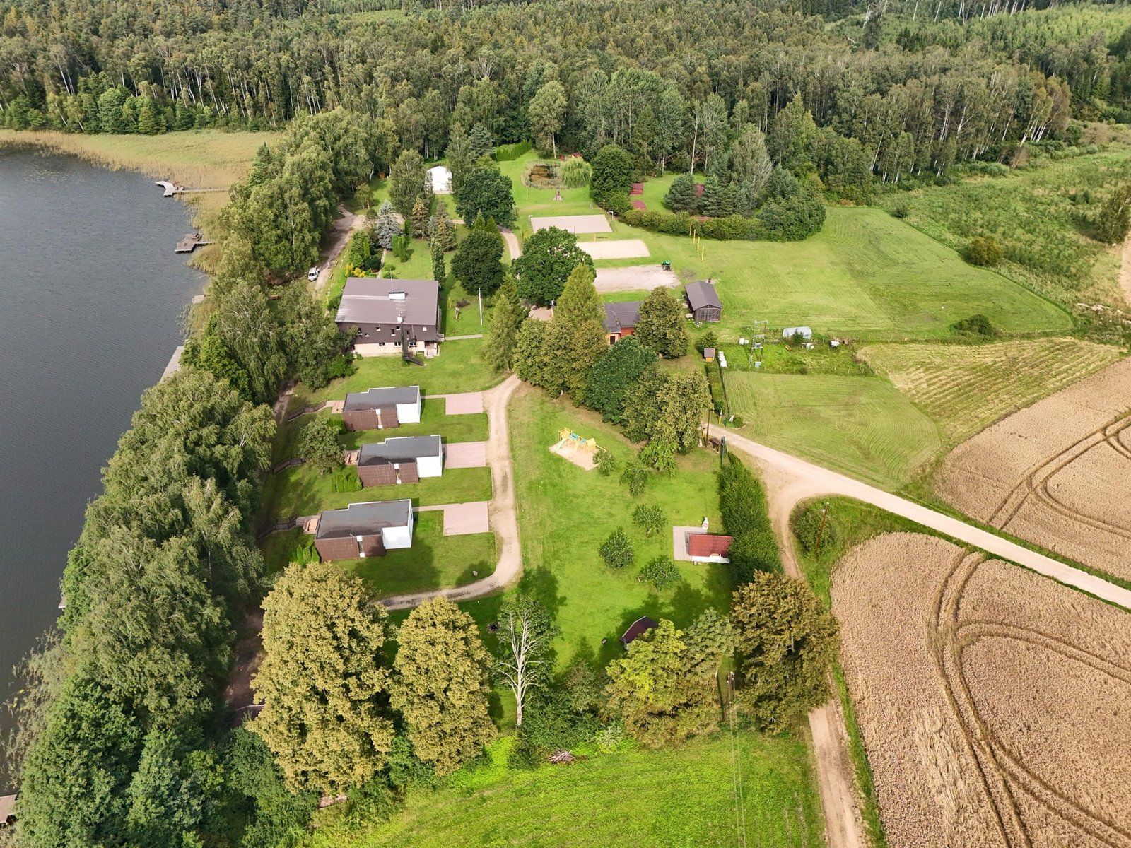 Viesnīca 1157 m², Kliģu atpūtas bāze, Pienava — attēls 3