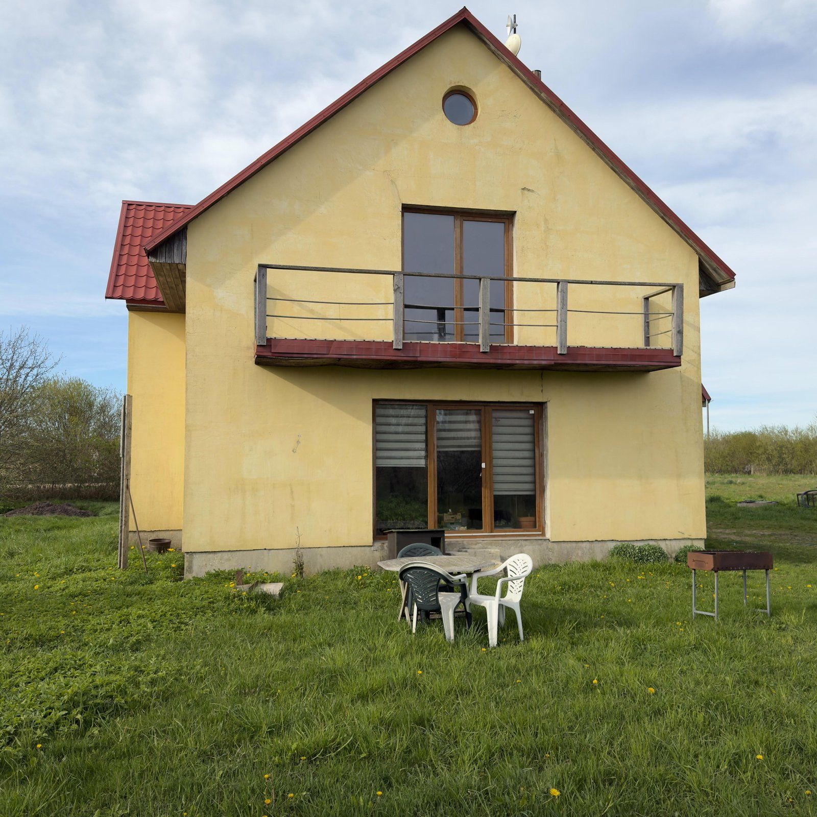 Lauku māja 152 m², Roževici, Tārgales pagasts