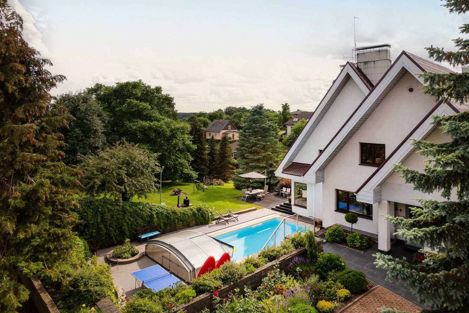 Privātmāja 459 m², Ozolu iela 16, Ikšķile