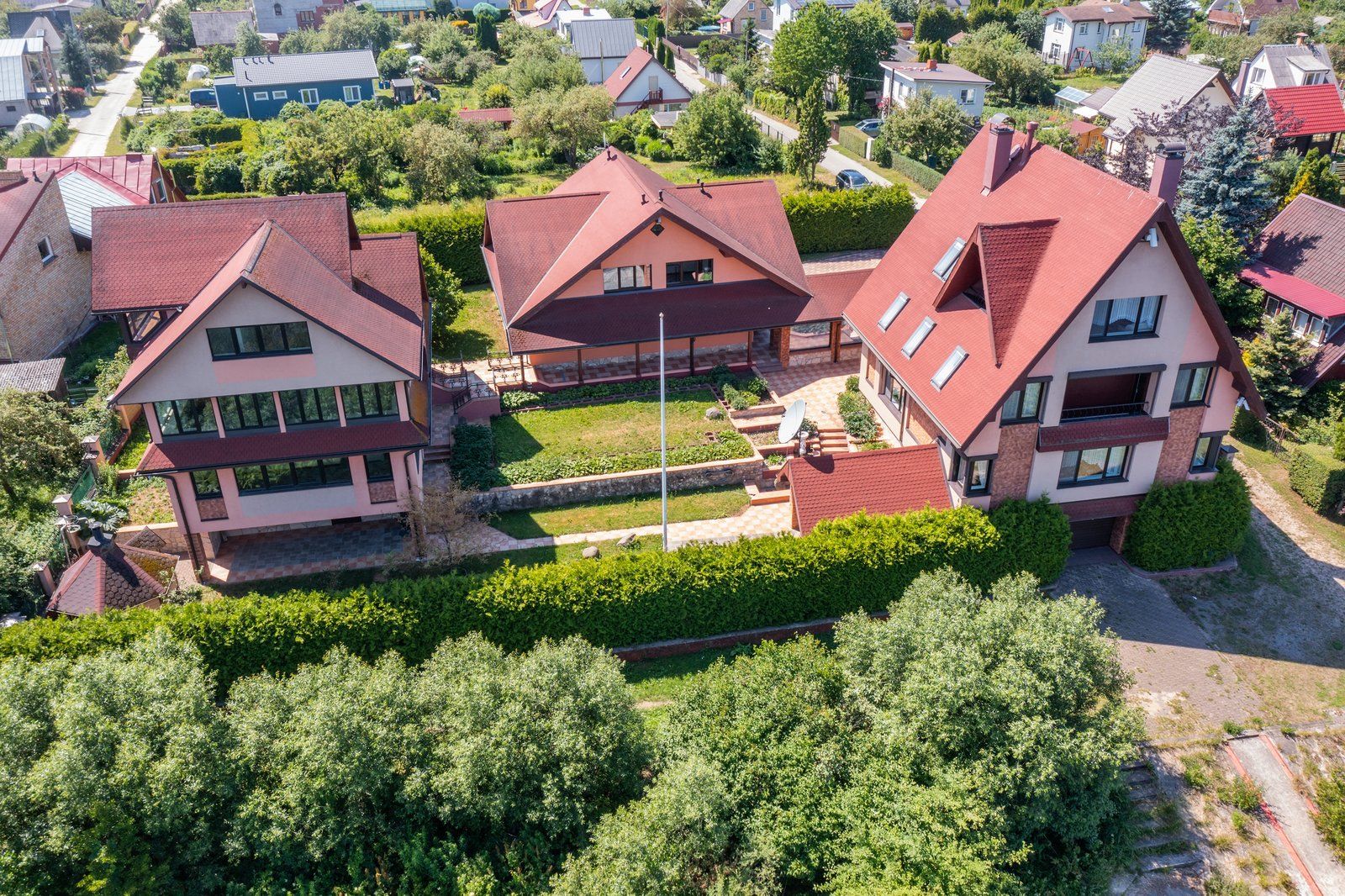 Privātmāja 817 m², Liliju iela 26, Ķekavas pagasts — attēls 2