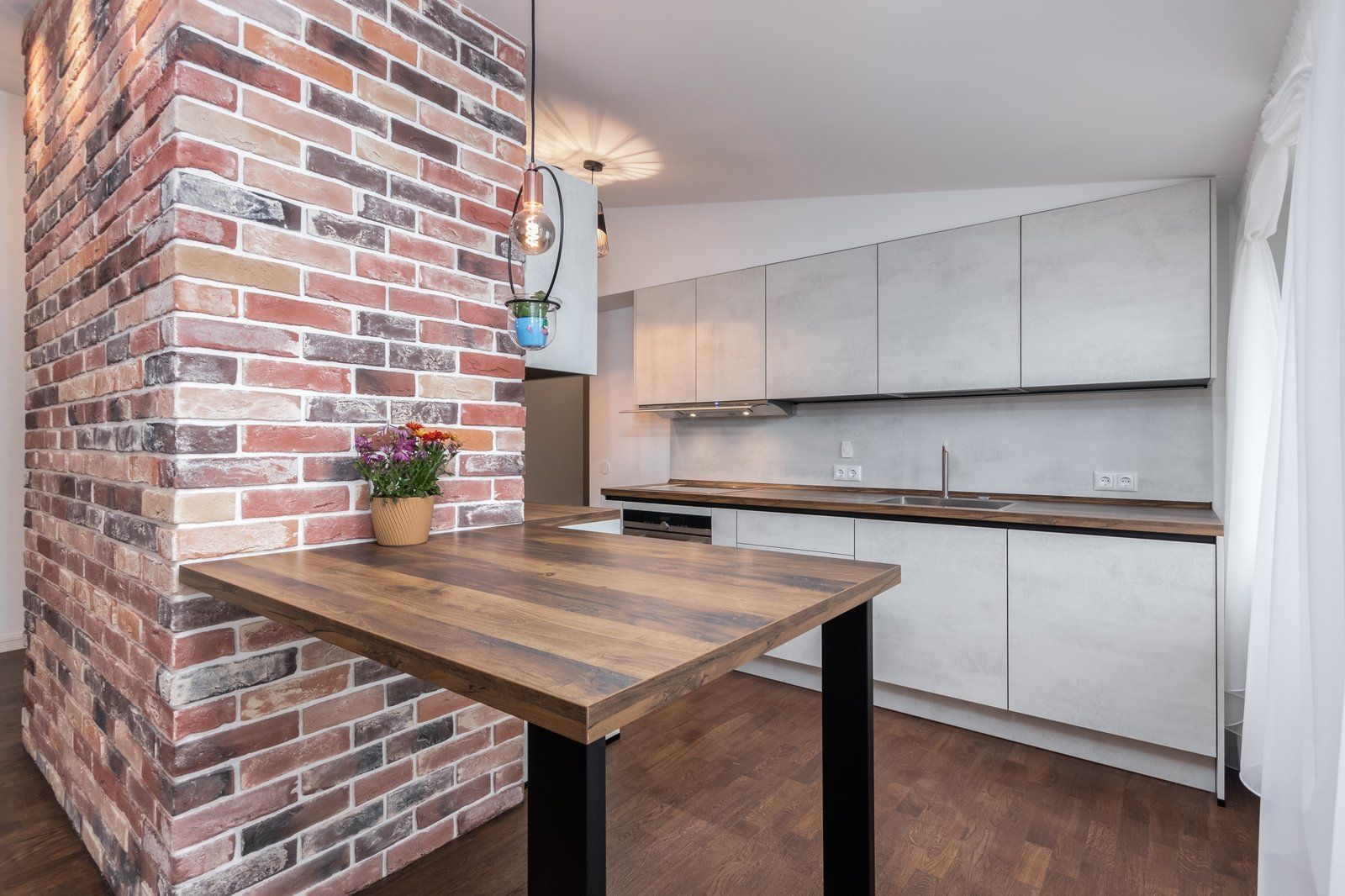 3 istabu dzīvoklis, Rūpniecības iela 9, Centrs — attēls 5