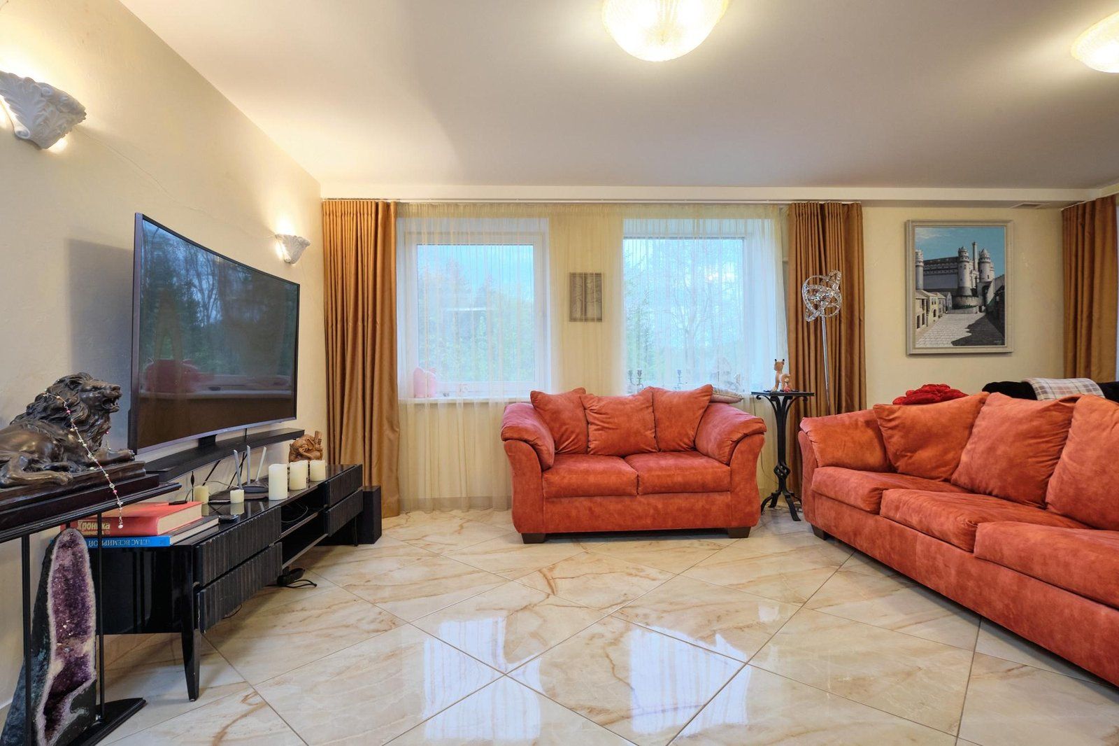 Privātmāja 443 m², Pakalnes, Līgatnes pagasts — attēls 3