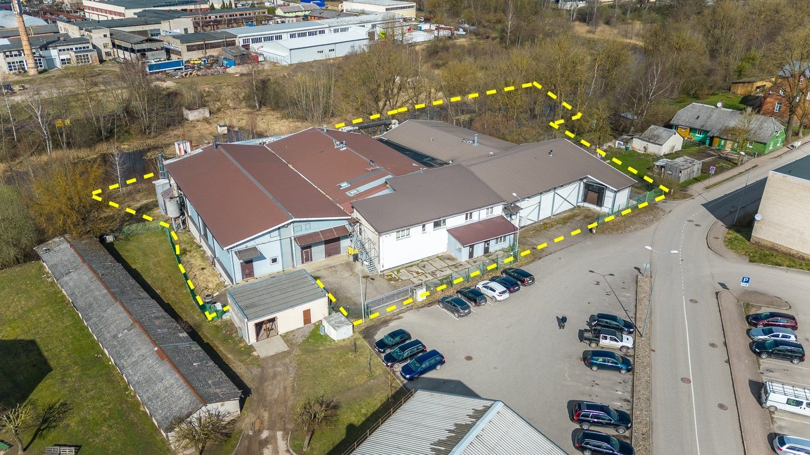 Ražošanas ēka 3152 m², Dārza iela 19, Saldus
