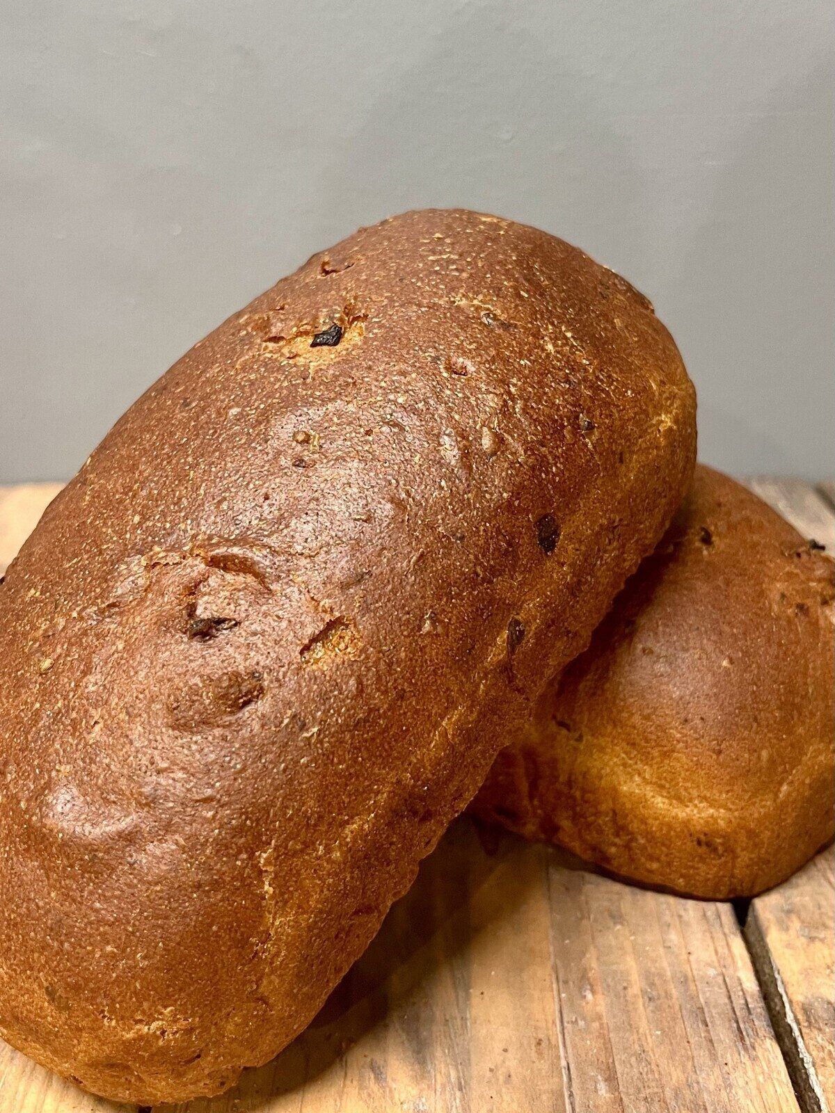 Olīvu maize ar saulē kaltētiem tomātiem, 320 g
