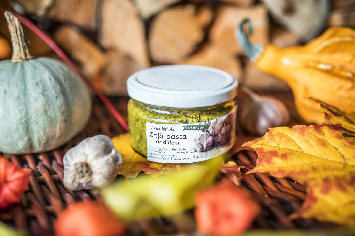 Zaļā pasta (ķiploku ziedu pasta) ar dillēm, 170 g