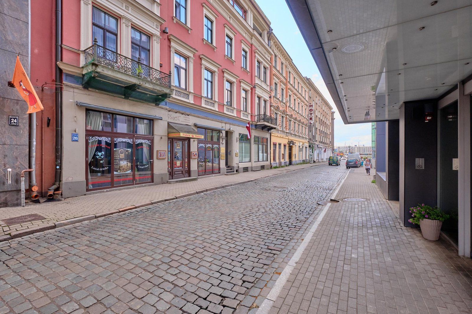 Tirdzniecības telpas 410 m², Grēcinieku iela 26, Vecrīga