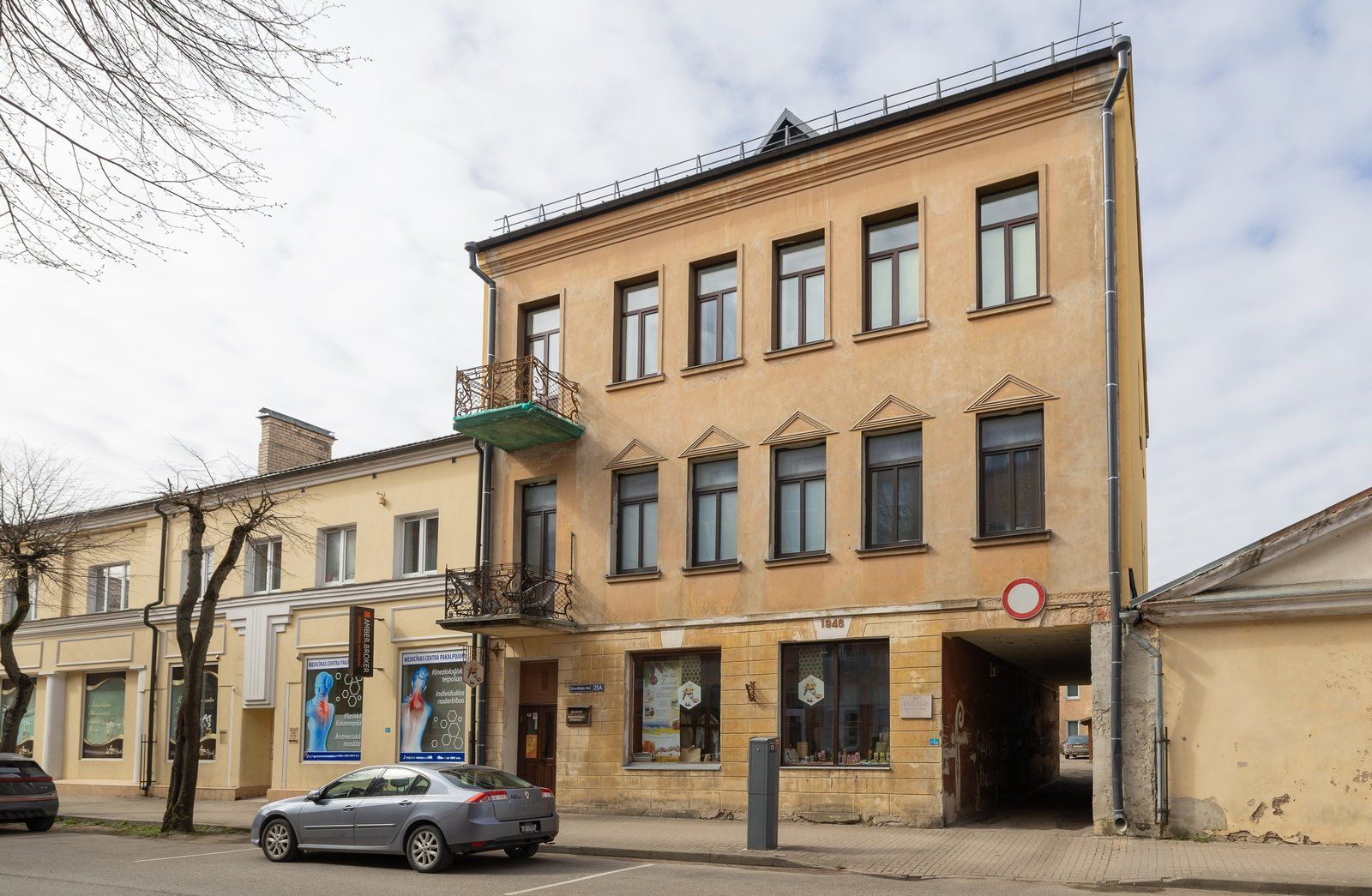 Tirdzniecības telpas 96 m², Ģimnāzijas iela 25A, Daugavpils