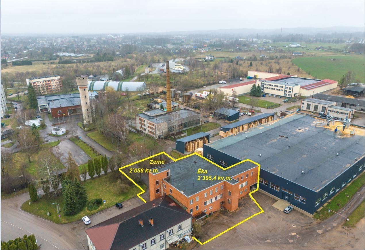 Ražošanas ēka 2395 m², Celtnieku iela 21, Talsi