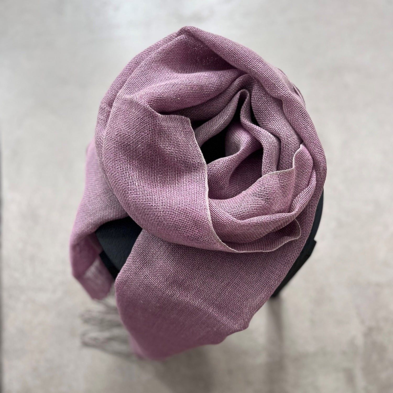 Šalle Studio Natural, lins, violetā krāsā
