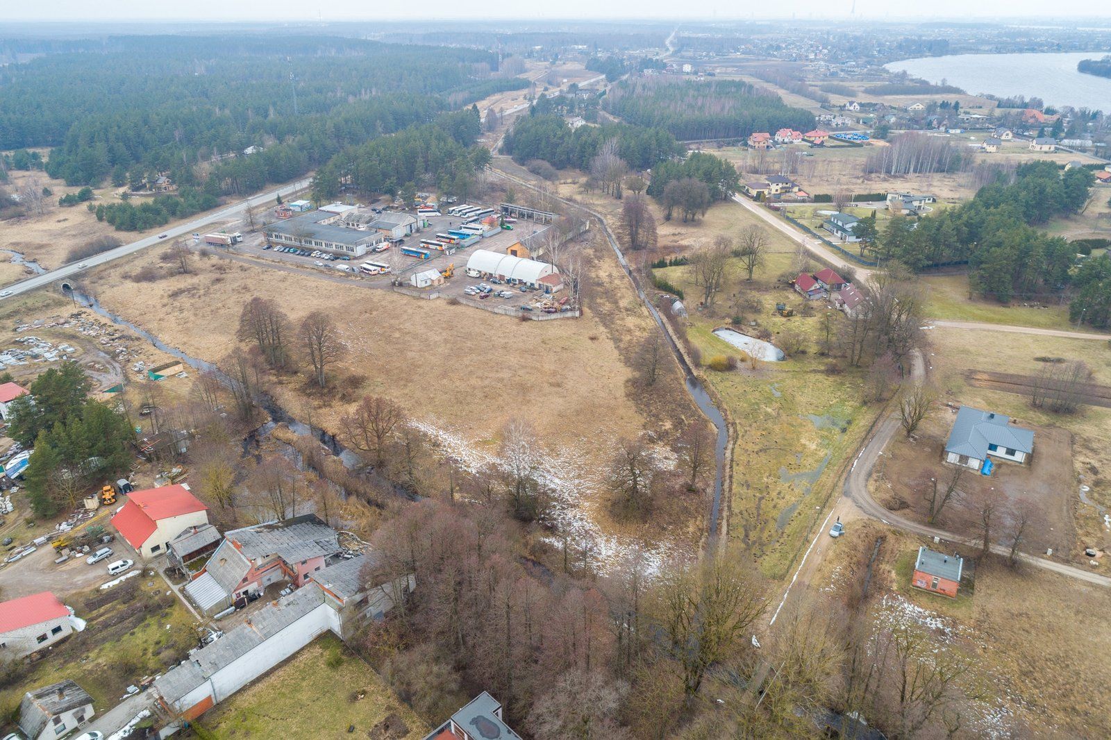Zemes gabals 2,63 ha, Autodarbnīcas, Alejas — attēls 3